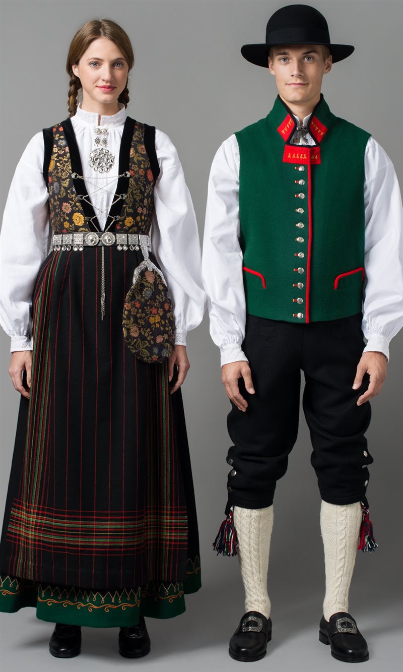 Can you share some of your country's folk clothing? : r/AskEurope
